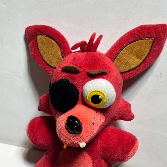 Funko Five Nights at Freddy’s Foxy Pirate Plush 2016 FNAF 8 Inch animal collect - Picture 7 of 10